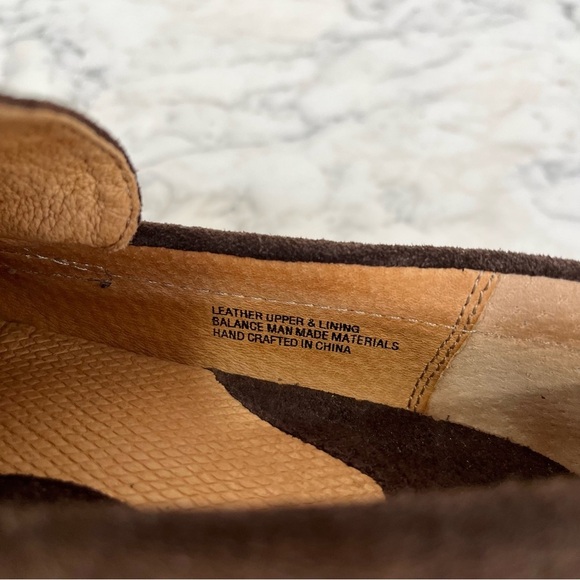 Born croc Embossed brown suede loafers unisex men’s size 9.5 women’s size 10.5 main image 5